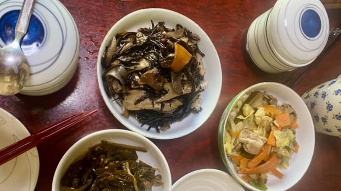 実家の家飯♪お昼ご飯(pq・v・)+°
