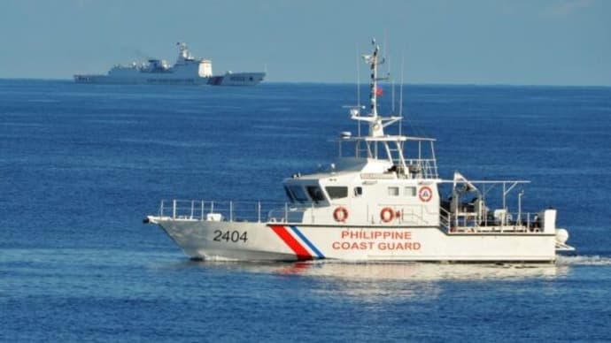フィリピン、紛争海域での中国の嫌がらせを「注意深く」監視