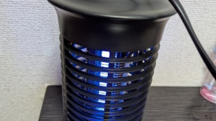電撃殺虫器