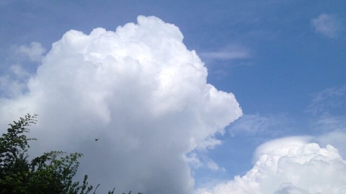 雲の造形　入道雲・金床雲
