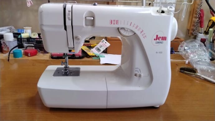 ジャノメのコンパクトミシン Jem N-105