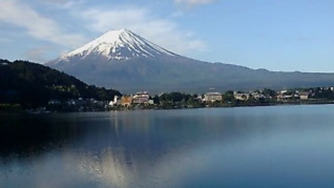 今朝も5:00から散歩