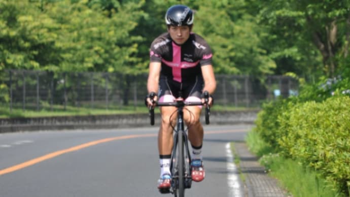ロードバイクでまっすぐふらつかずに走れてる!?
