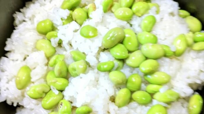 丹波黒豆のエダマメとキンモクセイ
