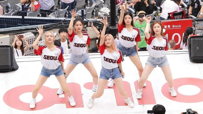 野球場で ITZY ICY + DALLA DALLA