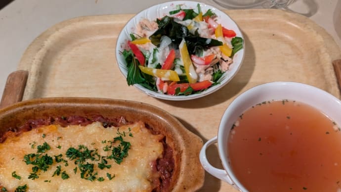 マッシュポテトとミートソースのチーズグラタン