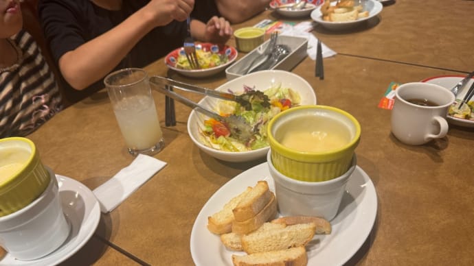 家族でジョリーパスタに