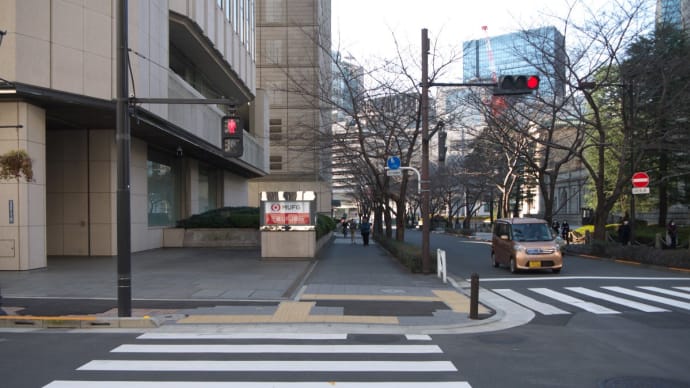 １月の日本橋：日本銀行本店前から日本橋室町三井タワー・コレド室町テラス前へ　ＰＡＲＴ１