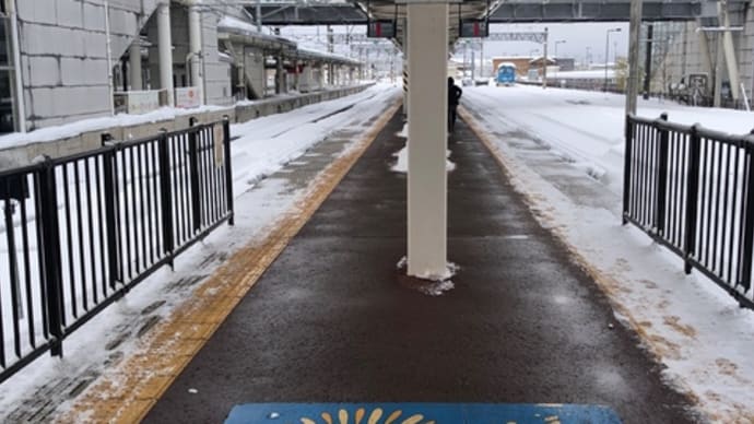 帰省していた元インターン生を見送る