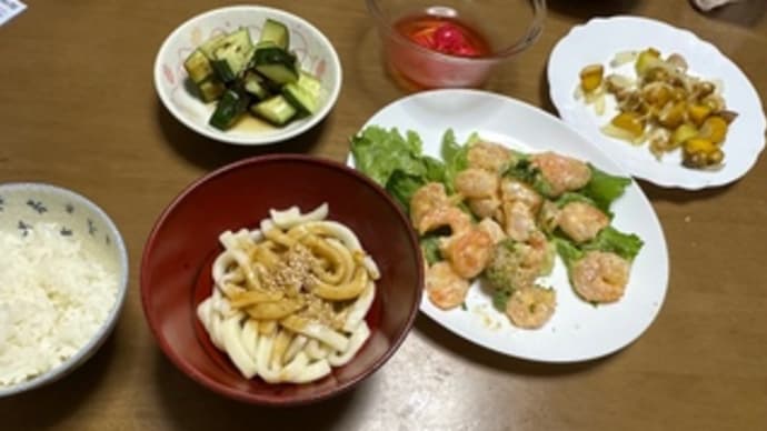 今日のランチ(伊勢うどん&エビマヨ)