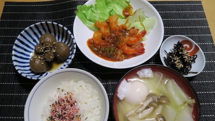 エビチリ、炊屋食堂の質素倹約一汁三菜定食、簡単安く旨く・・・昭和の味。
