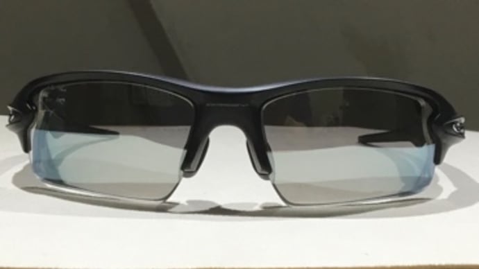 2025年6月12日(木) Oakley Flak2.0 × TALEX(カッチュウ素材)度付きスポーツグラスを作成させて頂きました。