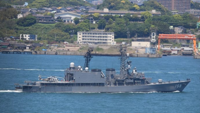 あさぎり型護衛艦 右舷姿 左舷姿