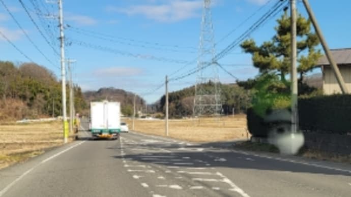 寒空にシェイクをゴクゴク うぉ‼️キーンってしたけどこれ美味い 矢吹町 ハッピーベリーの巻