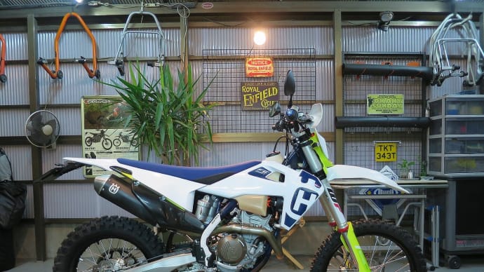 お待たせしました!Husqvarna FE250 2020YM ワンオーナー 1.067kmの中古車が店頭に並びますyo!