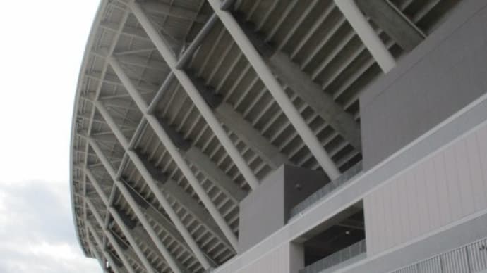 サンフレッチェ広島「サッカーミュージアムショップ」サンフレ・グッズが勢ぞろい！チームカラーの紫色でスタンドを埋めよう！