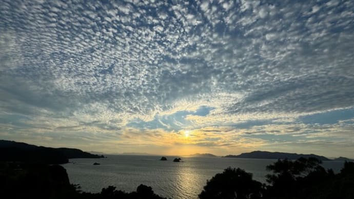 不知火海の夕景 うろこ雲