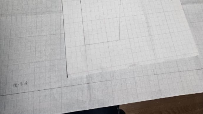 編み物原型製図とTシャツの袖丈直し