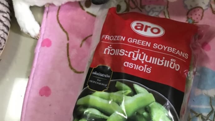 夕飯はオムライス。