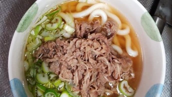 今夜のめし いりこだしの牛肉うどん