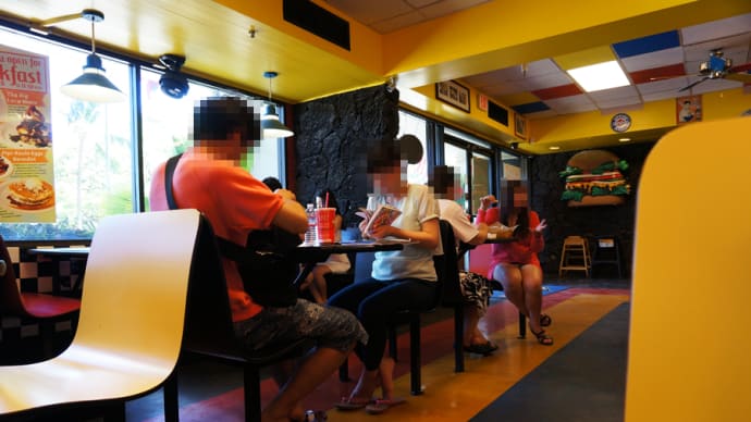 Teddy's Bigger Burgers Waikiki(テディーズ・ビガー・バーガー)@ワイキキ クヒオ通り