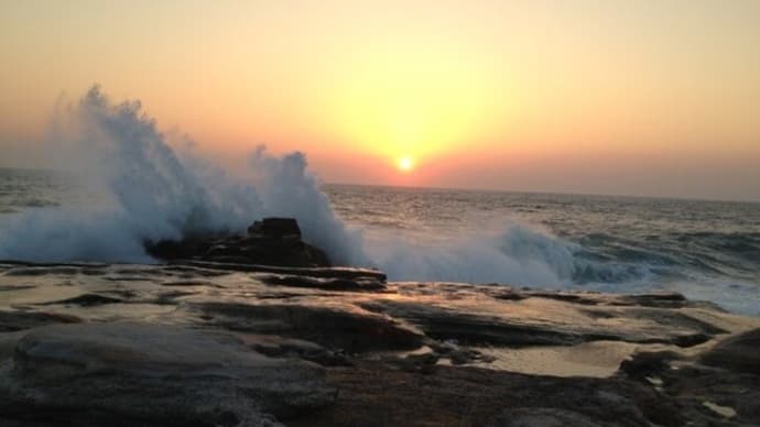 「夕日と海が綺麗なスポット③」~口語短歌と写真で綴る世界文化紀行