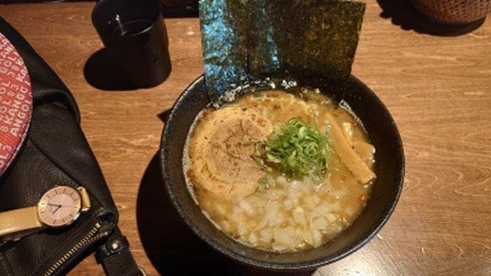 呑んだ翌日は汁物 弦買っておまじないする そして晩は高級練物