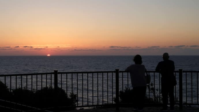 山の日だったけど海の夕日