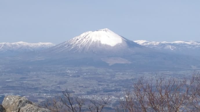 姫神山 一等三角点