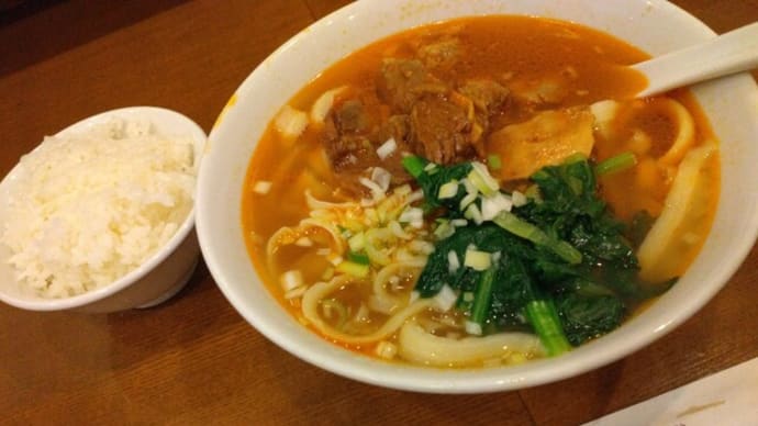 しびれない麻婆豆腐と刀削麺【横浜中華街・京華樓】