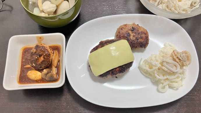 ハンバーグに赤ワイン