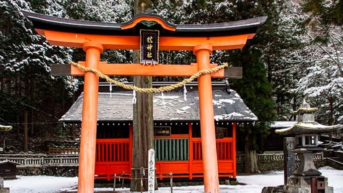 雪の奈良井宿