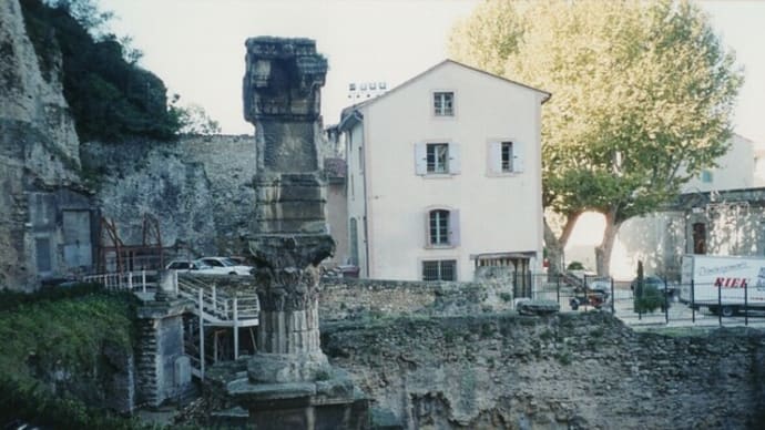 オランジュの古代ローマ神殿遺跡