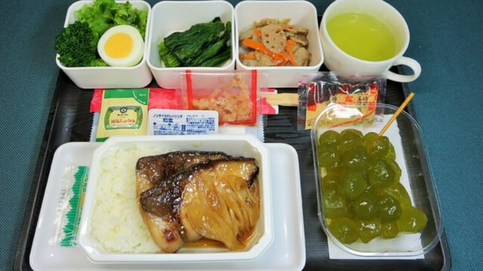 なんちゃって機内食「機内食チャレンジ_699」ブリの照り焼き4