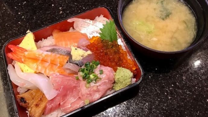 海鮮の重箱 番やのすし