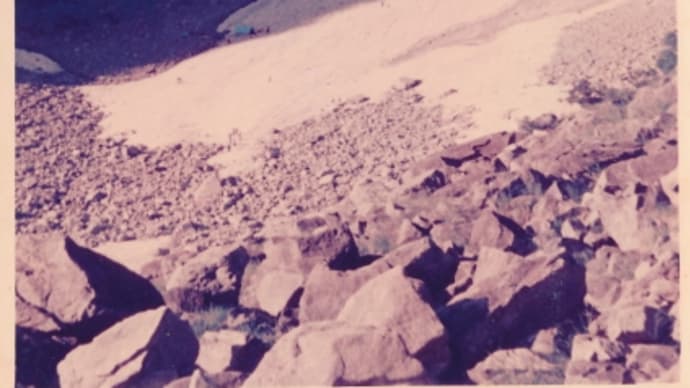 前穂高岳・北尾根:コウモリの雪形☆昭和35年8月の旅