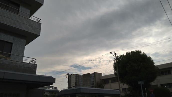 一触即発