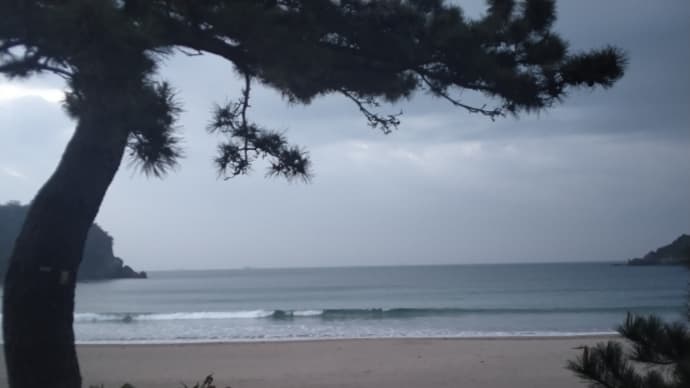 4月14日おはようございます。今日の海です。