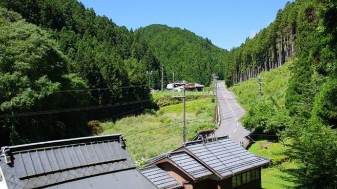 伊勢本街道 山粕峠へ