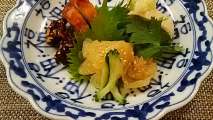 春節に想いをはせ 平安を願う 1. 家の形