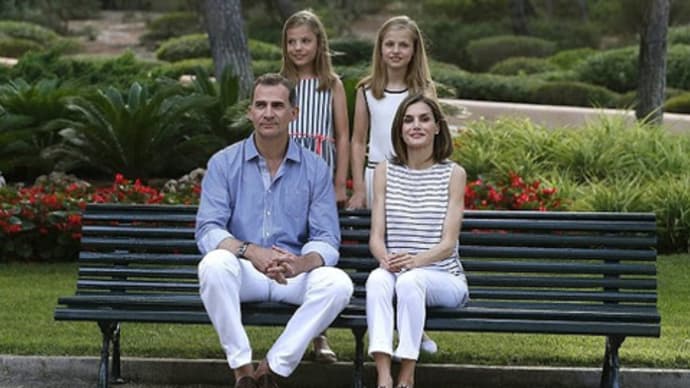スペイン国王御一家の夏季休暇写真