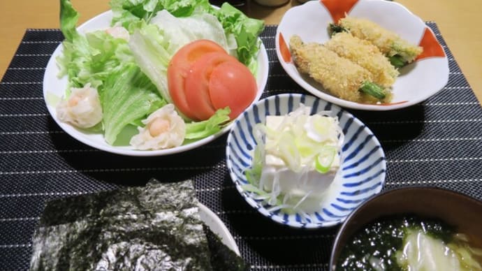 炊屋食堂の田舎定食、アスパラの豚バラ巻きフライ・・・田舎の味。