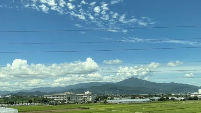 今日の雲は綿菓子