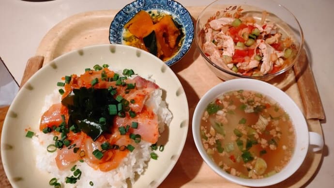 韓国風丼とタイ風サラダ