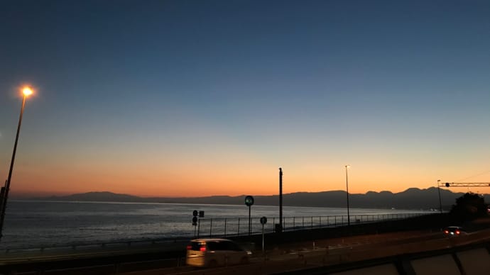 夕焼けペース走12km、