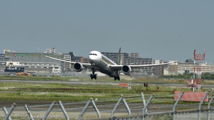 福岡空港で飛行機の撮影