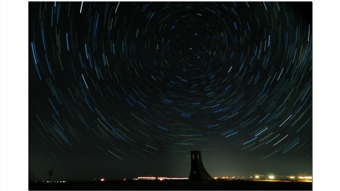 高原牧場の星景
