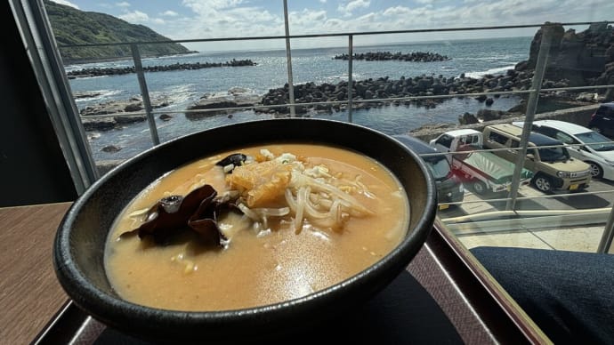 クラゲラーメン　味噌味