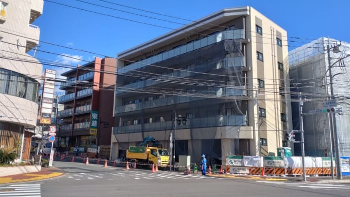 【賃貸物件情報】市が尾駅より徒歩4分 令和7年1月末築の5階建てマンションの店舗です。