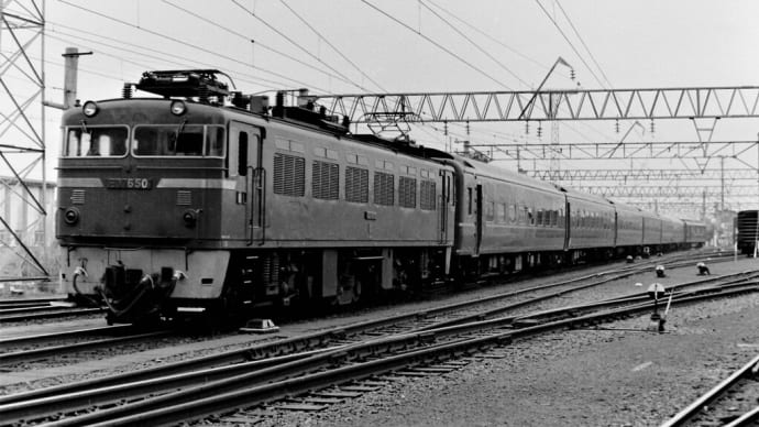 １９８２年に撮影した日豊本線のED76 その２